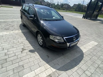 Авто Volkswagen Passat Variant 2006 № 8963819