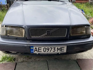 Авто Volvo 460 1992 № 8963832