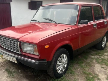 Авто ВАЗ 2107 1992 № 8963875