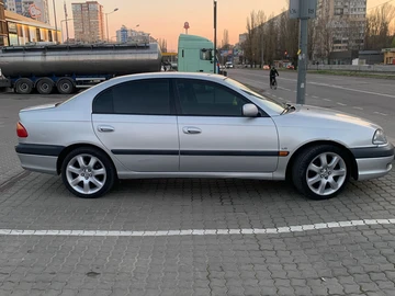 Авто Toyota Avensis 2001 № 8963978