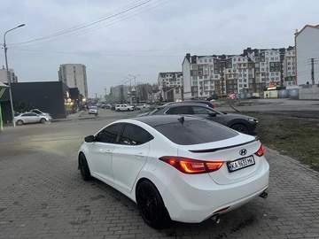 Авто Hyundai Elantra 2014 № 8964059