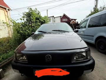 Авто Volkswagen Passat Sedan 1990 № 8964062