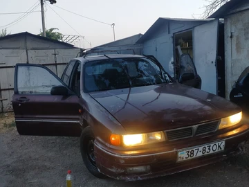 Авто Mitsubishi Galant 1992 № 8964074