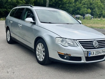 Авто Volkswagen Passat Variant 2009 № 8964096