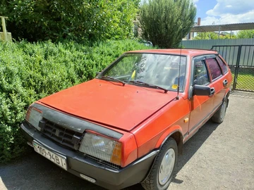 Авто ВАЗ 2109 1992 № 8964122