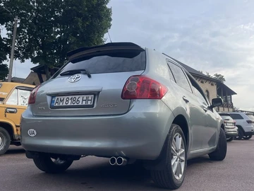 Авто Toyota Auris 2008 № 8964168