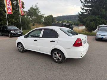 Авто Chevrolet Aveo 2007 № 8964516