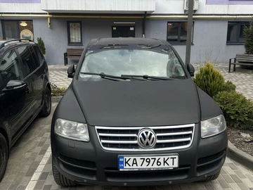 Авто Volkswagen Touareg 2005 № 8964536