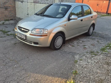 Авто Chevrolet Aveo 2004 № 8964600