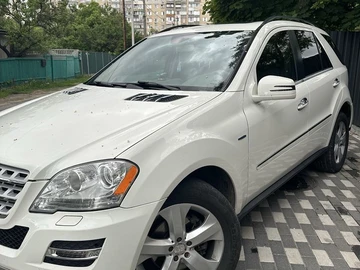 Авто Mercedes Ml Серия 2011 № 8964633