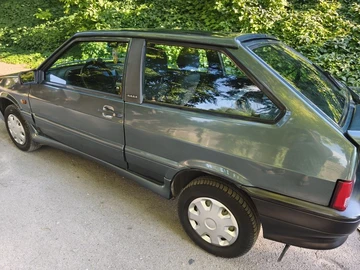 Авто ВАЗ 2113 2009 № 8964702