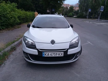 Авто Renault 4 2013 № 8964710