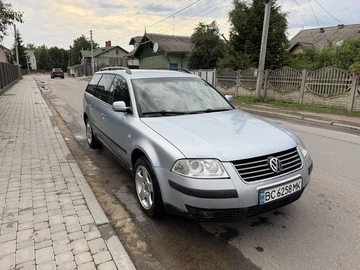 Авто Volkswagen Passat Variant 2003 № 8964880