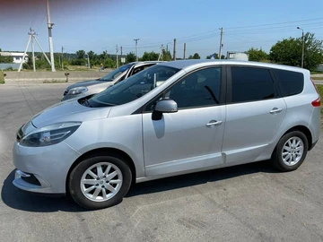Авто Renault Grand Scenic 2013 № 8964920