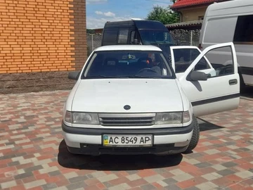 Авто Opel Vectra 1992 № 8964963