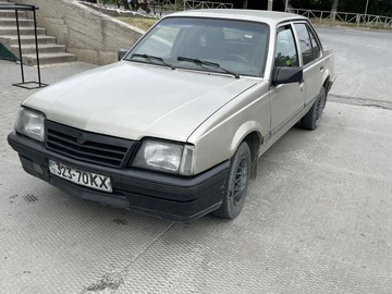 Авто Opel Ascona 1987 № 8965305