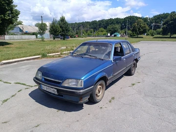 Авто Opel Rekord 1985 № 8965309