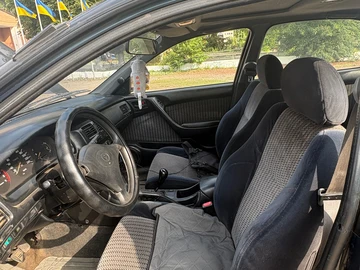 Авто Toyota Carina E 1992 № 8965370