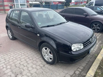 Авто Volkswagen Golf 2001 № 8965448