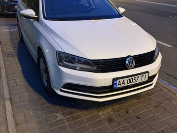 Авто Volkswagen Jetta 2016 № 8965449