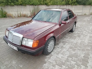Авто Mercedes W124 1987 № 8965489