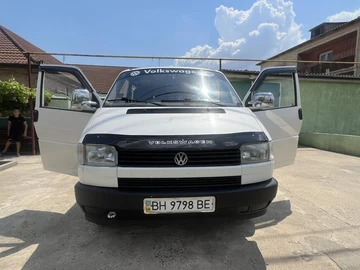 Авто Volkswagen Transporter 1995 № 8965571