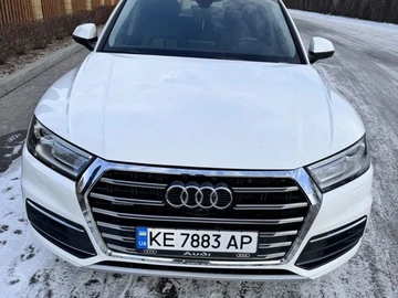 Авто Audi Q5 2018 № 8965724