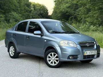 Авто Chevrolet Aveo 2007 № 8965752
