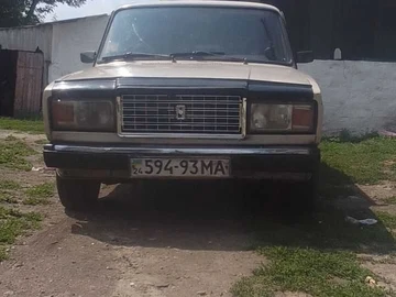 Авто ВАЗ 2107 1995 № 8965950