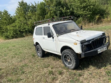 Авто ВАЗ 2121 1982 № 8966040