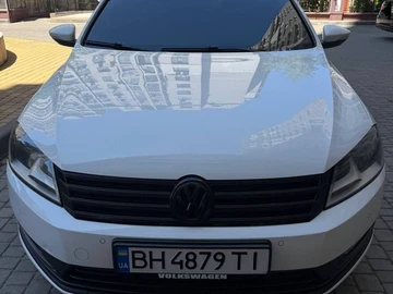 Авто Volkswagen Passat Variant 2012 № 8966045