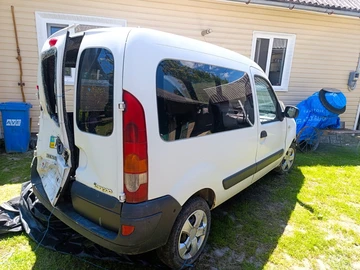 Авто Renault 4 2006 № 8966048