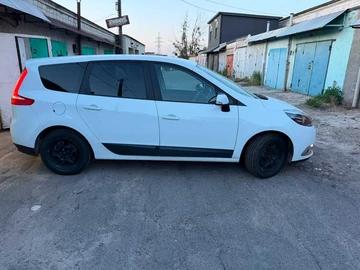 Авто Renault Grand Scenic 2013 № 8966055