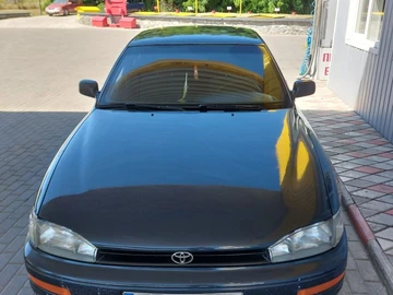 Авто Toyota Camry 1992 № 8966070