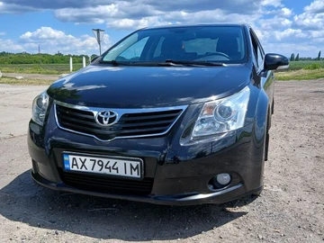 Авто Toyota Avensis 2011 № 8966198