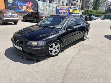 Авто Volvo S60 2004 № 8966261