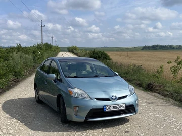Авто Toyota Prius 2013 № 8966286