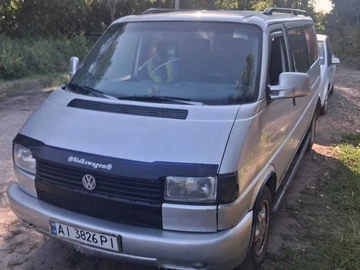 Авто Volkswagen Transporter 1995 № 8966345
