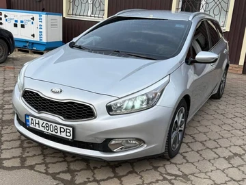Авто KIA Cee X27 D 2012 № 8966401
