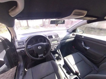 Авто Volkswagen Golf 2005 № 8966506