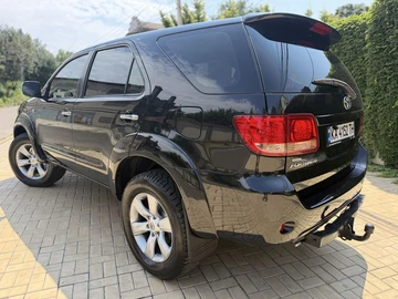 Авто Toyota Fortuner 2007 № 8966530