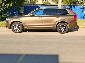 Авто Volvo Xc90 2017 № 8966578