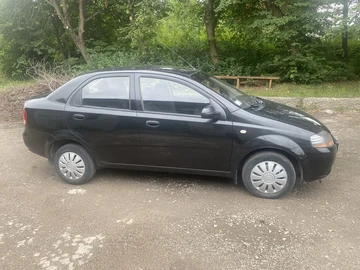 Авто Chevrolet Aveo 2005 № 8966761