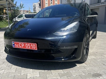 Авто Tesla Model 3 2019 № 8966802