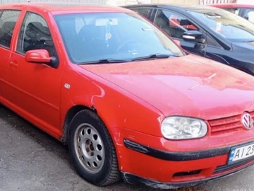 Авто Volkswagen Golf 1999 № 8966985