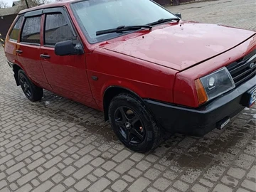 Авто ВАЗ 2109 1995 № 8967119