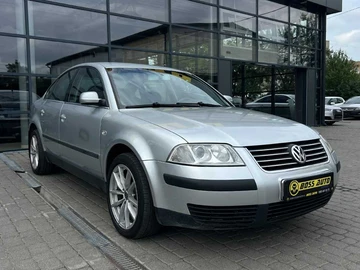 Авто Volkswagen Passat Sedan 2001 № 8967364