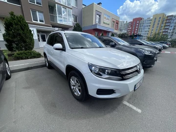 Авто Volkswagen Tiguan 2017 № 8967407