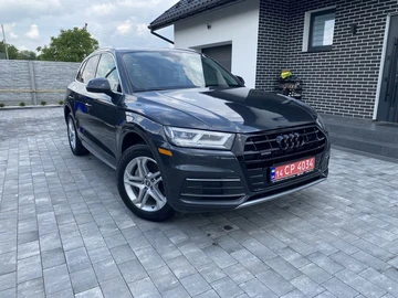Авто Audi Q5 2018 № 8967451