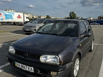 Авто Volkswagen Golf 1995 № 8967541